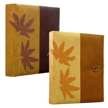 LAV46200 Maple leaves