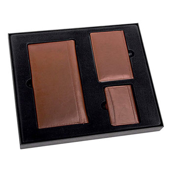 Набор: дорожное портмоне+обложка для паспорта+визитница 