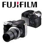 FujiFilm FinePix S8000fd          