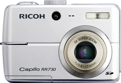   Ricoh Caplio RR730