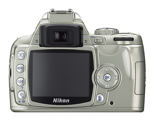    Nikon D40