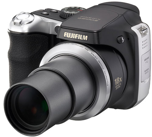 Fujifilm FinePix S8100fd 